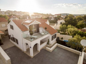 Hotels in Sevid